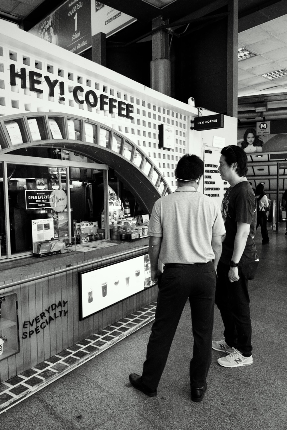 Coffee stand street scene — Hi-Contrast B&W recipe